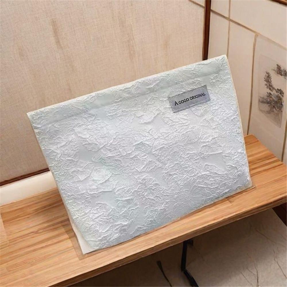 

High Appearance Large Capacity Makeup Bag Flower Design Simple Cosmetic Bag Advanced Cosmetic Organizer for Women белый
