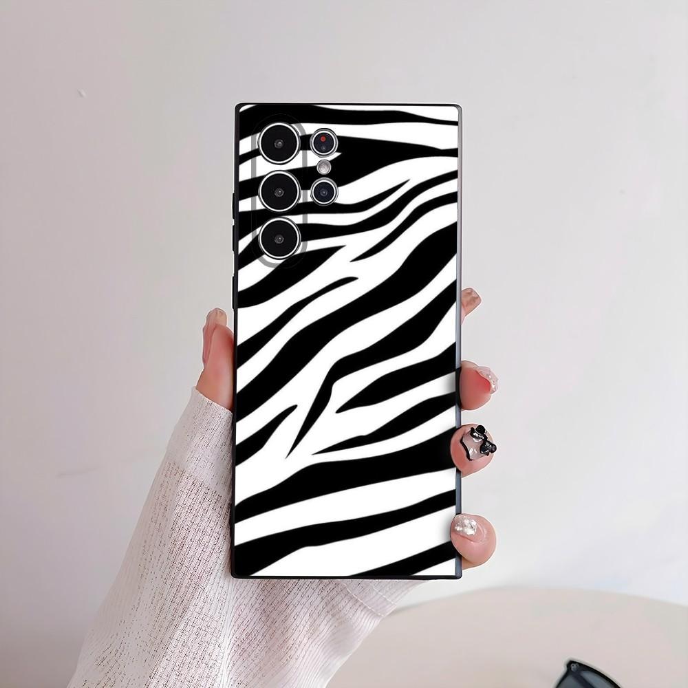 

Luxury Zebra Stripes Art Phone Case For Samsung Galaxy S25 S24 S22 S23 Ultra S21 S20 Plus Frosted Non-Slip Full Cover Soft Case samsung S20