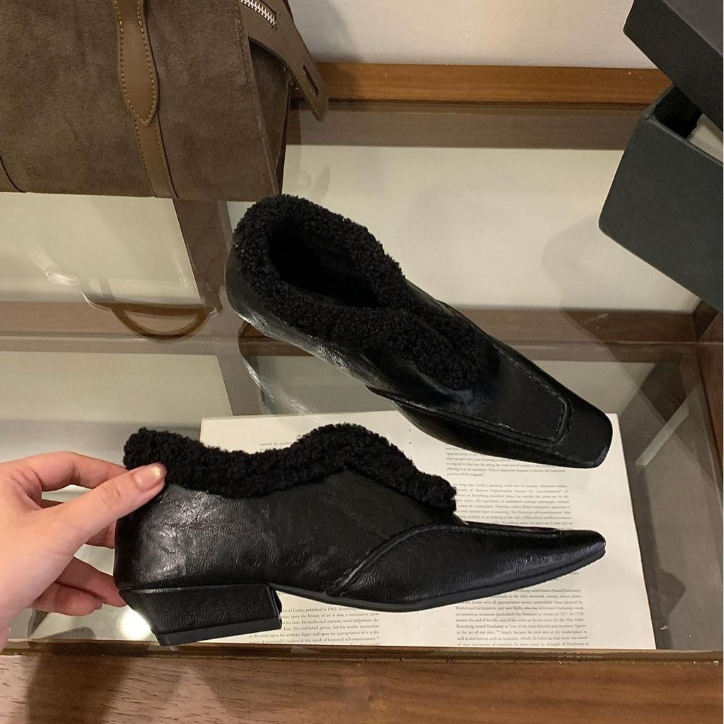 2025 autumn and winter new small square head fluffy soft sole deep mouth lace up commuter work women's single shoes