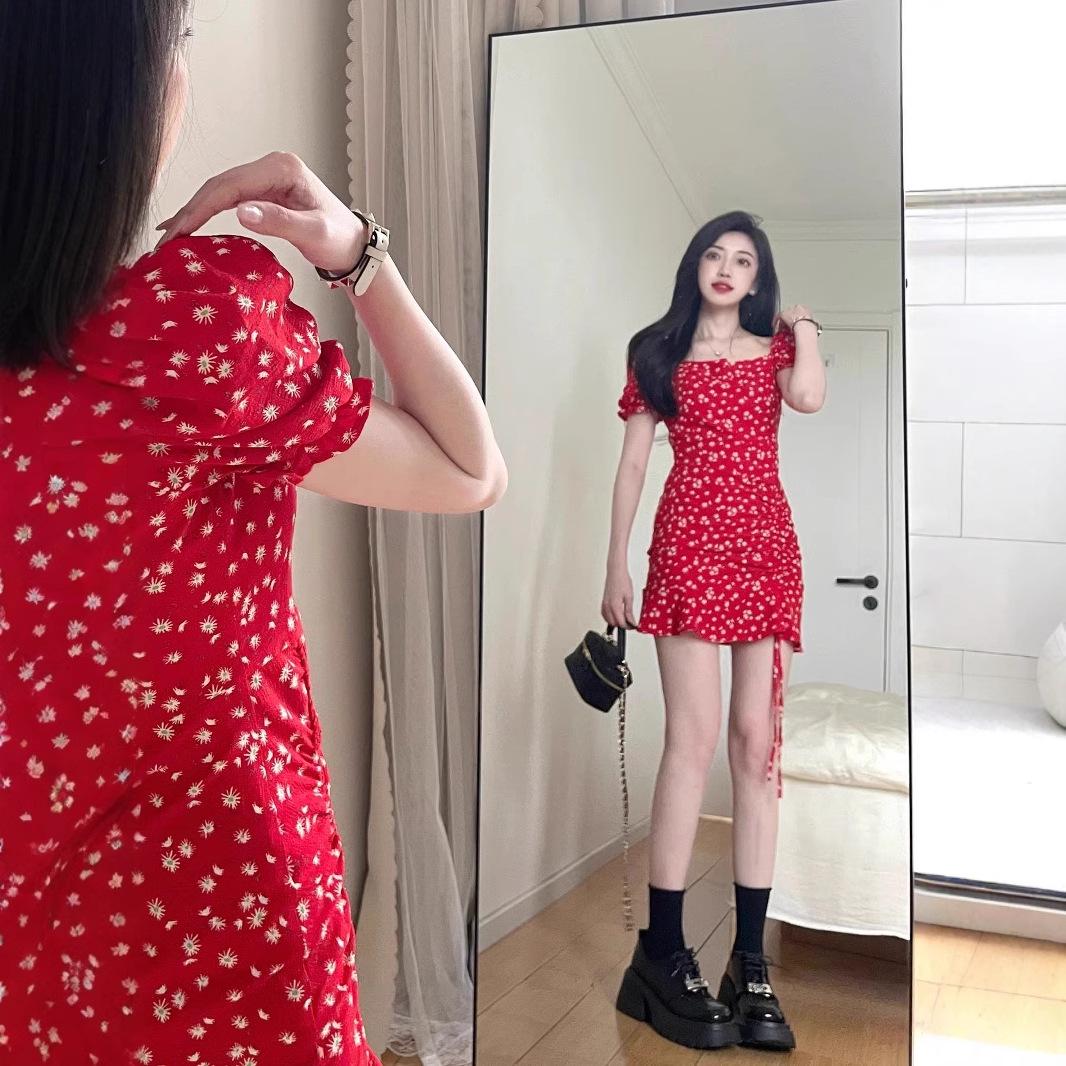 

Bellflower Red Floral Square Neck Petite Mini Dress with Puff Sleeves XL Premium
