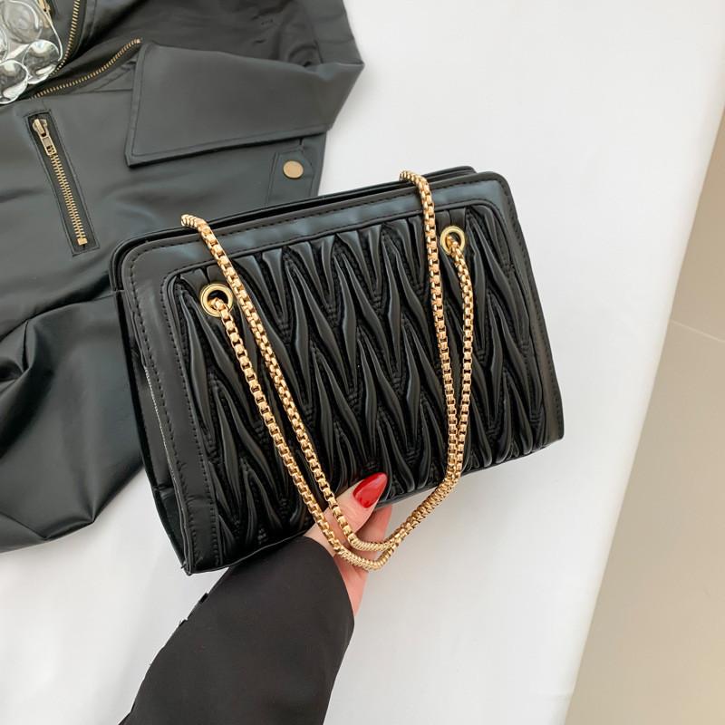 2024 Spring New One-shoulder Underarm Bag Women s Fashion Diamond Simple Fashion Embroidery Commuter Bag Black