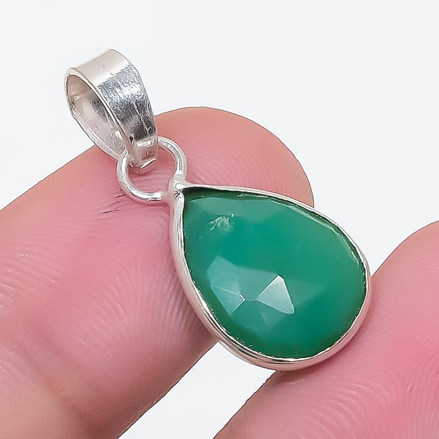 

Chrysoprase Gemstone Handmade 925 Sterling Silver Jewelry Pendant 1.06 KJ-1318