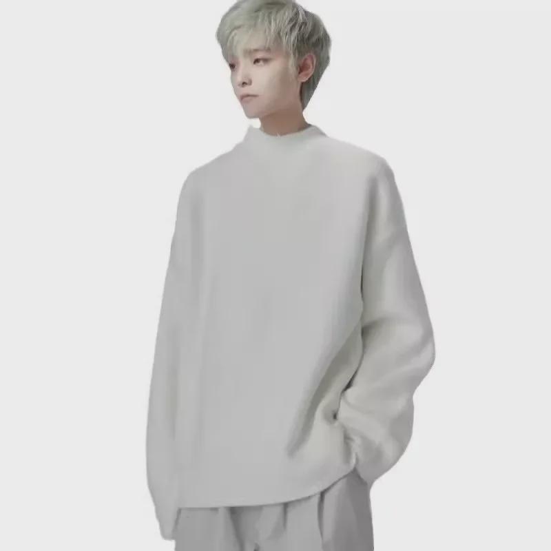 2024 Trendy Men's White Knitted Sweater: Loose, Handsome Design for Autumn/Winter