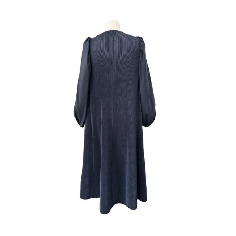 Specchio Long Sleeve Dress  Woven Sleeves  451 584