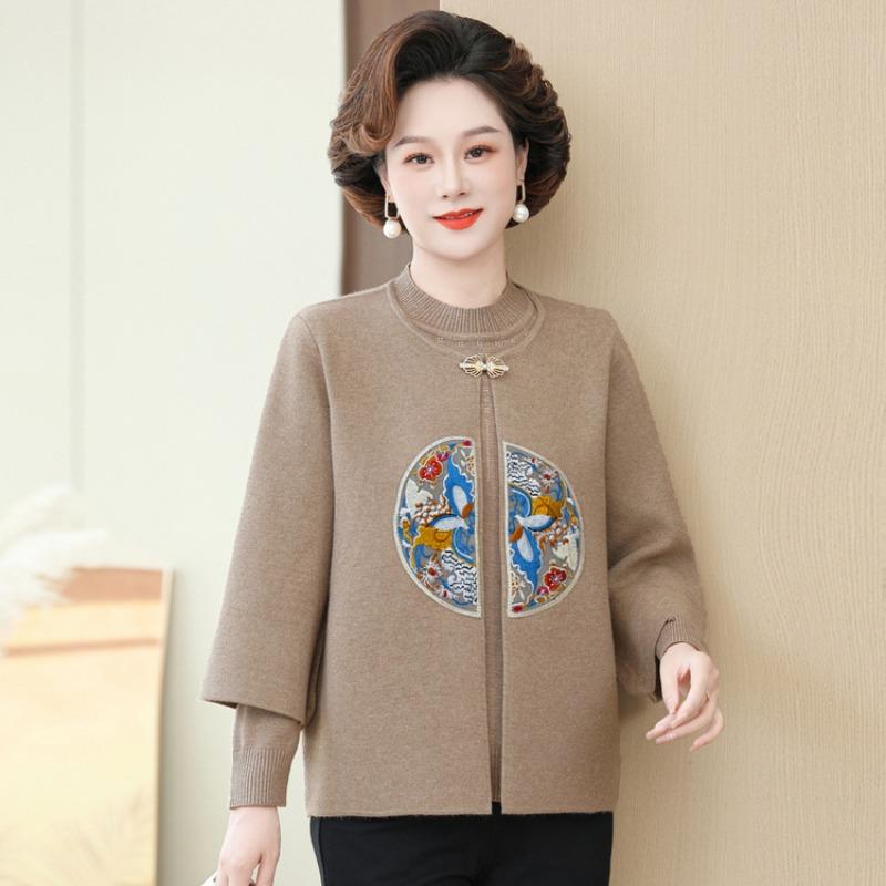 Middle-aged loose fashion slim and thin coat mother outfit autumn and winter new Chinese two-piece set