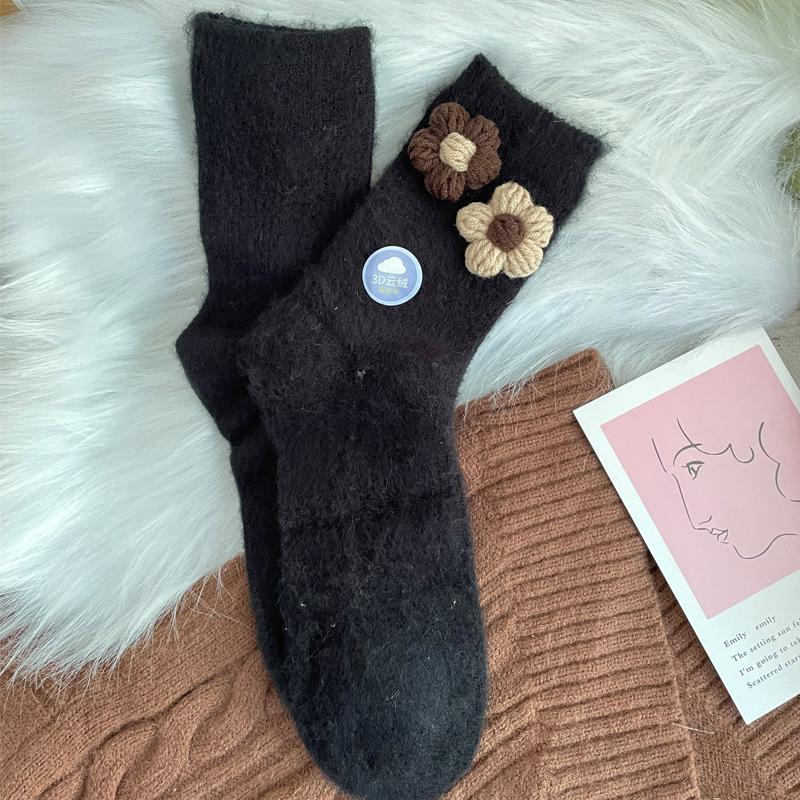New Cute Socks Warm Thickened Three-dimensional Floral Socks Worn with Shark Pants Merino Wool Socks Winter Socks