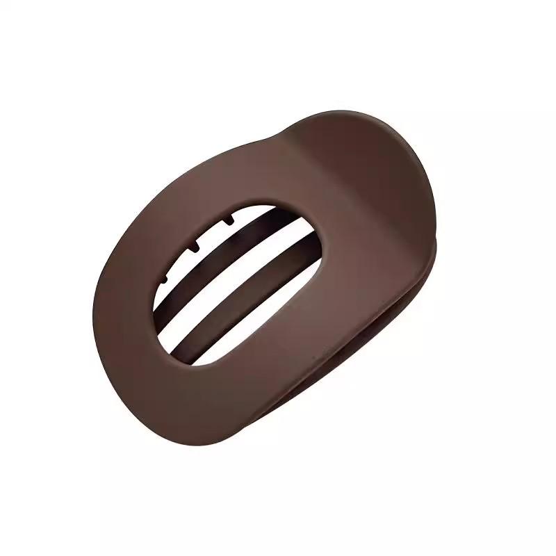 2025 High-End Women’s Abalone Duckbill Hair Clip: Milk Coffee Color, Curved Updo Design