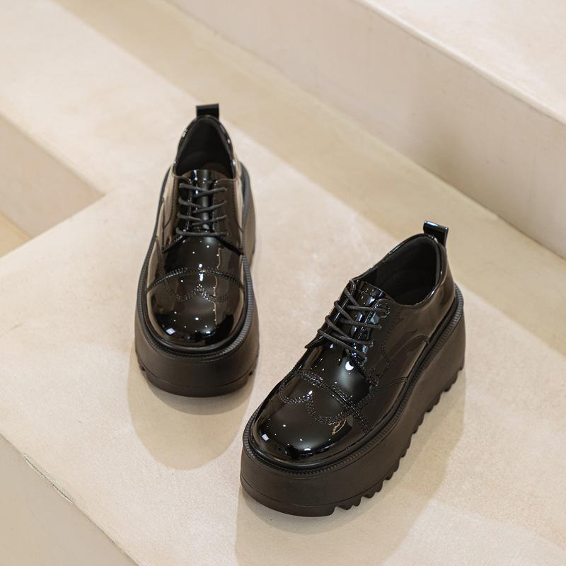 

Korean version of black small leather shoes women s shoes, spring 2025 new thick soles increase by 8 cm, white small leather shoes are versatile 39 чорний