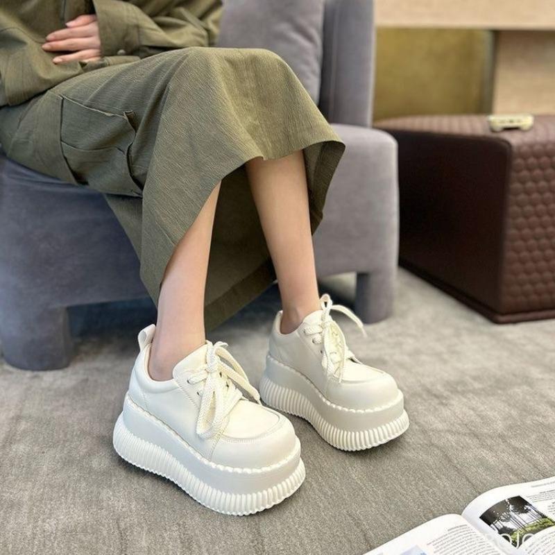 Women's thick soled lace up autumn flat shoes with round toe thick sole for increased height casual fashionable single shoes