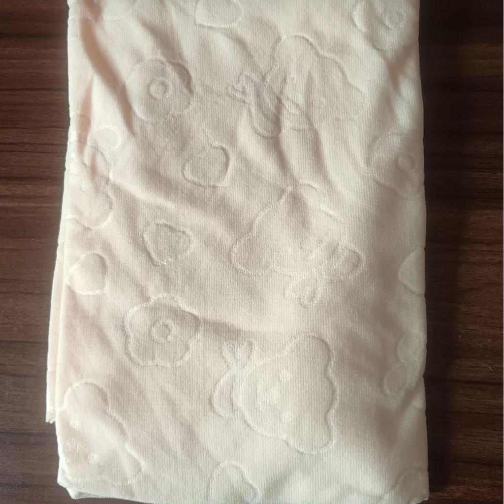 Little Bear Embossed Quick-Dry Soft Absorbent Bath Towel – Comfortable Daily Necessity