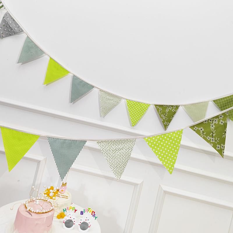 Fresh Green Fabric Pennant Flags for Outdoor Camping Decor 1 Green String