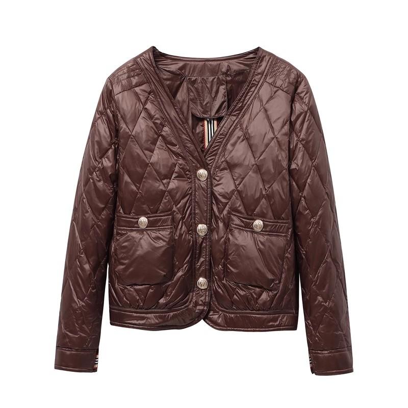 

Rhombus-shaped light and thin down jacket women s short 2025 winter new gold buckle women s high-end sense small fragrant jacket tide L