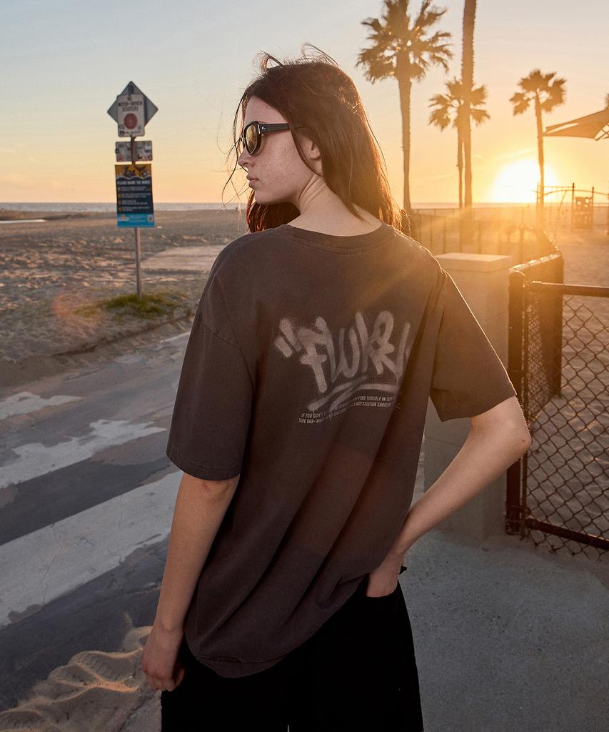 Peullukeu Graffiti Logo Pigment Short Sleeve T-Shirt Dark Gray Fst750