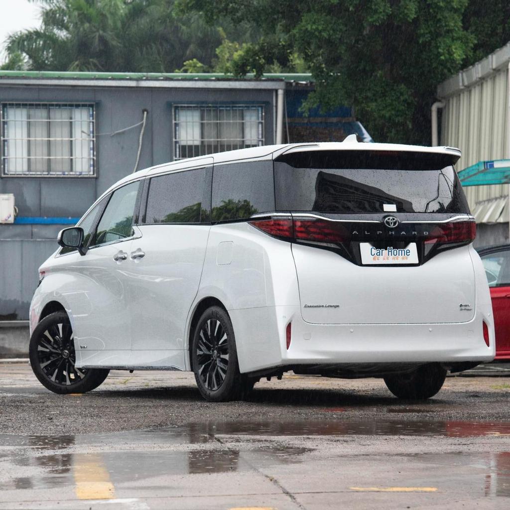 Alphard & Vellfire Model Mudguards Available.