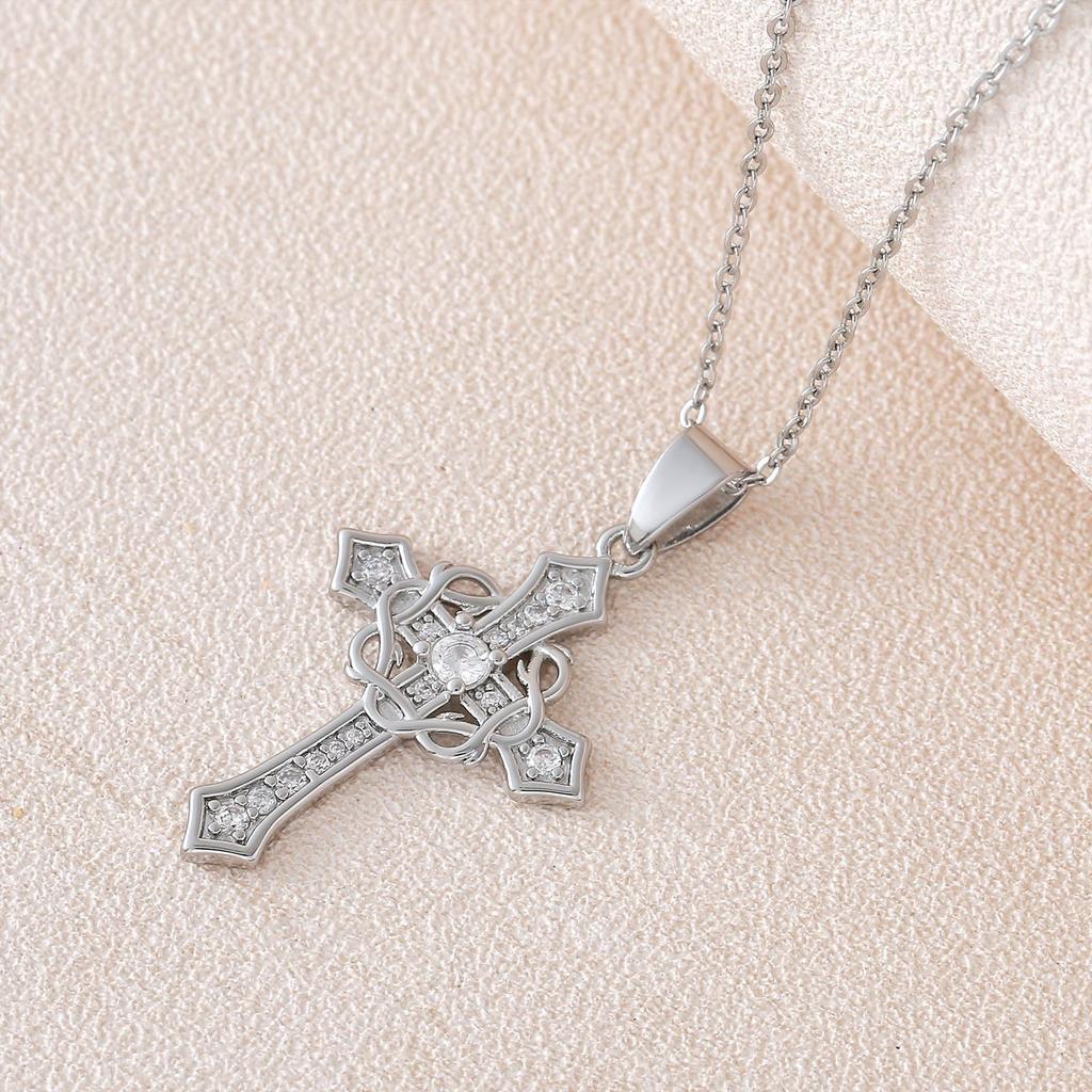 Square Sugar Zircon Cross Pendant Necklace - Simple, Fashionable, Daily Wear Collar Chain