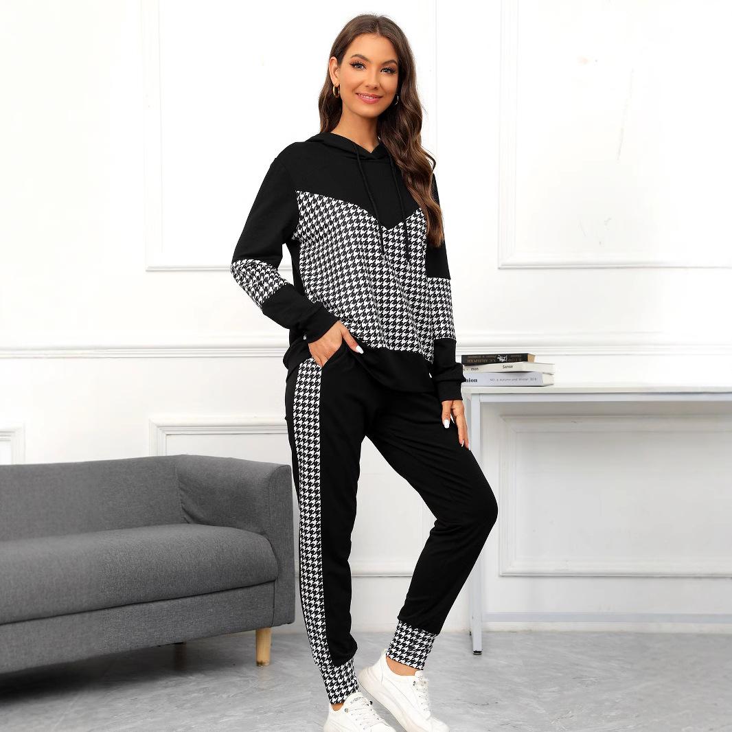 

Плюс Размер Женский Осень Новый Спортивный Досуг Тысяча Птиц Лоскутная Мода С Капюшоном Топ Брюки Двухсекционный Костюм XXL чёрный