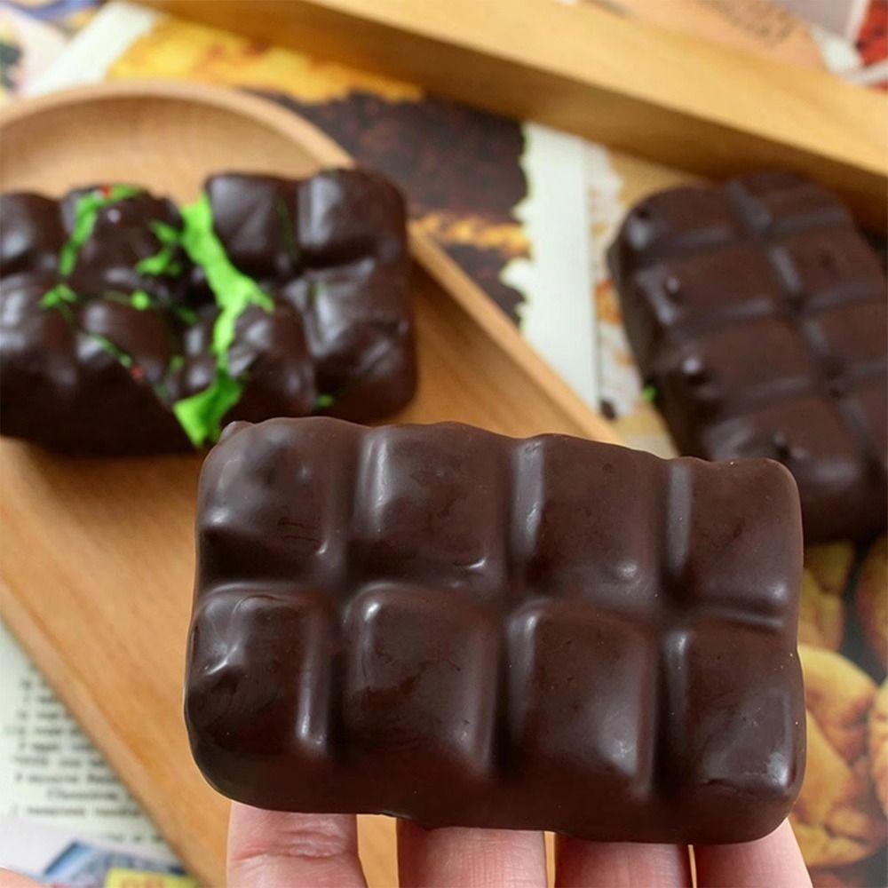 Portable Crispy Chocolate Squishy Toy Lightweight Cracking Crispy Pinch Toy Office