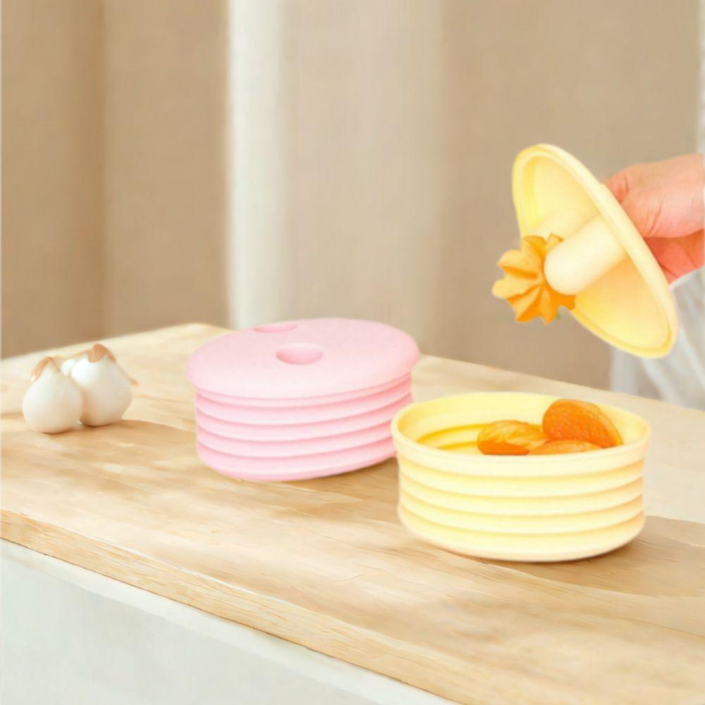 Dust-proof Candy Box Anti-dirty Hand Fruit Box Portable Food Storage Box  Picnic