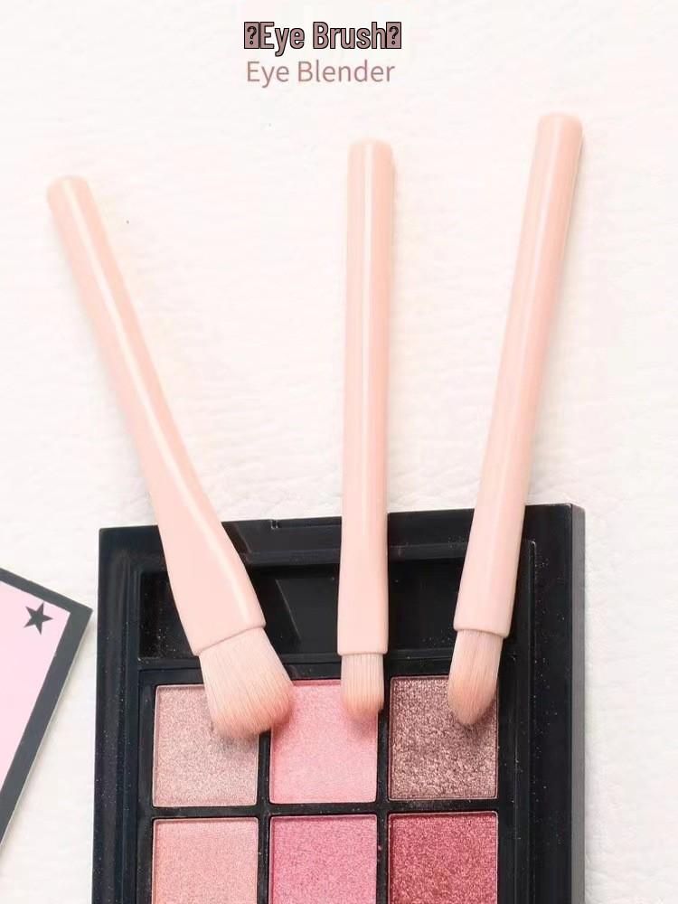 Compact 4-in-1 Retractable Makeup Brush: Powder, Eyeshadow, Blush, Contour