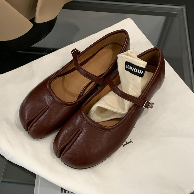 Fashion SUOJIALUN 2025 Autumn Women Flat Shoes Fashion Split Toe Slip On Mary Jane Ballet Shoes Soft Flat Heel Outdoor Casual Single Sh