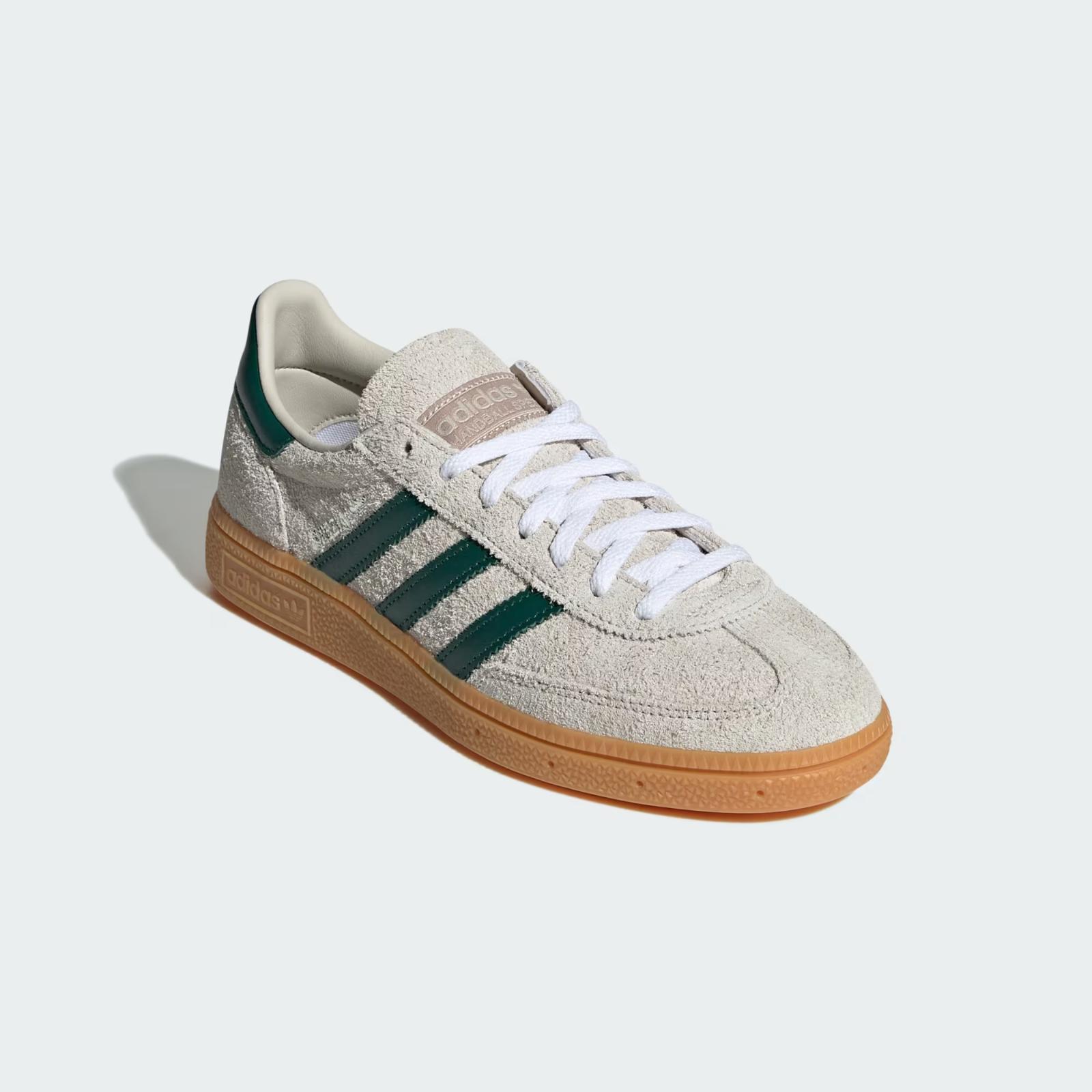 JS0242 adidas Originals Handball Spezial Alumina Collegiate Green Gum (Женский) 8W