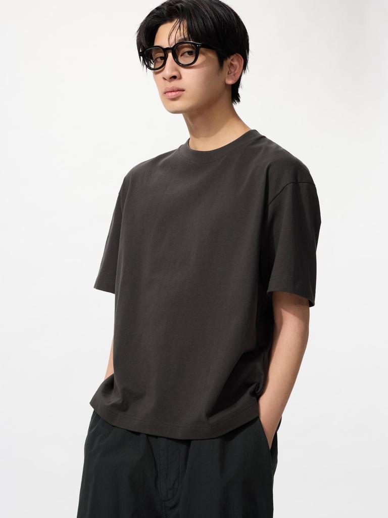Uniqlo Japan Boxy Cropped T shirT
