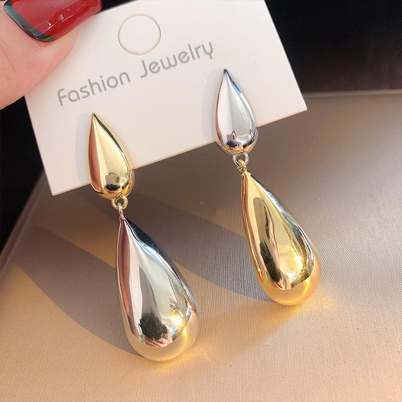 

Punk Metal Asymmetric Water Drop Earrings for Women Exaggerated Sliver Color Smooth Chunky Earrings Zircon 2026 New Trendy