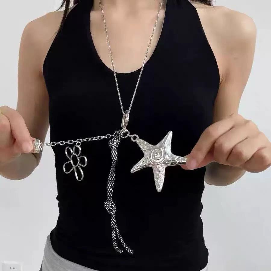 Bohemian Ethnic Style Long Bow Metal Necklace with Vintage Distressed Pendant (2025)