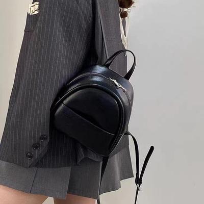 Schicker, leichter Damenrucksack aus weichem Leder – 2025 High-End-Stil, lässig und tragbar für Studenten