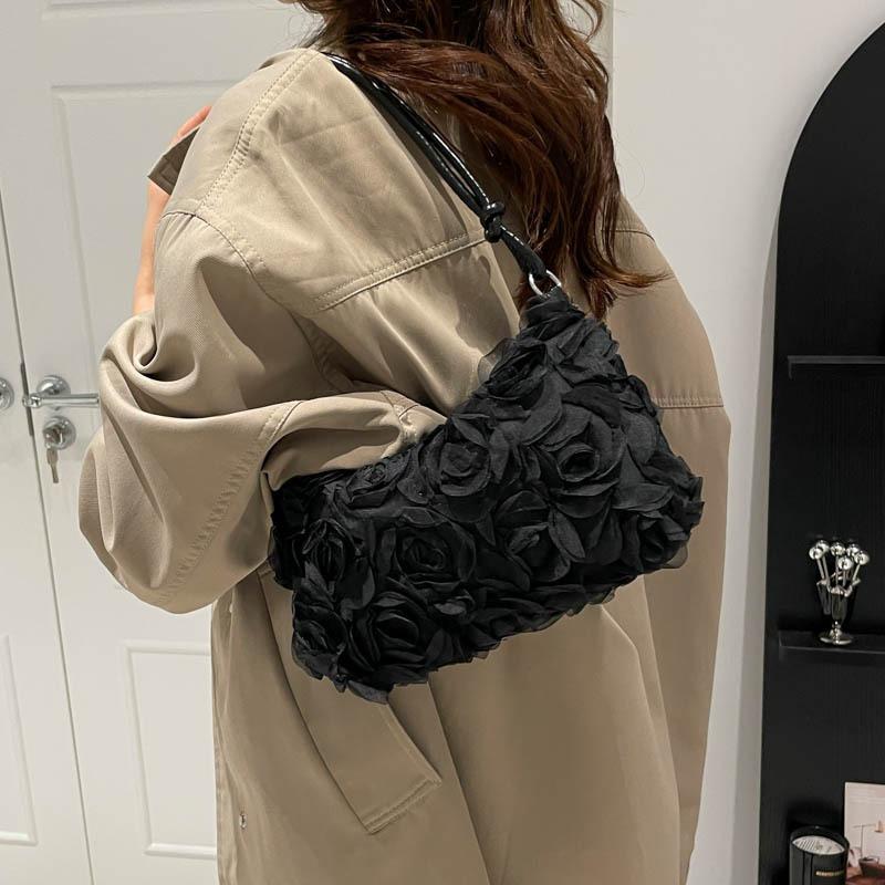 Autumn and winter new fashion armpit bag small fresh simple casual shoulder bag sweet flower handbag