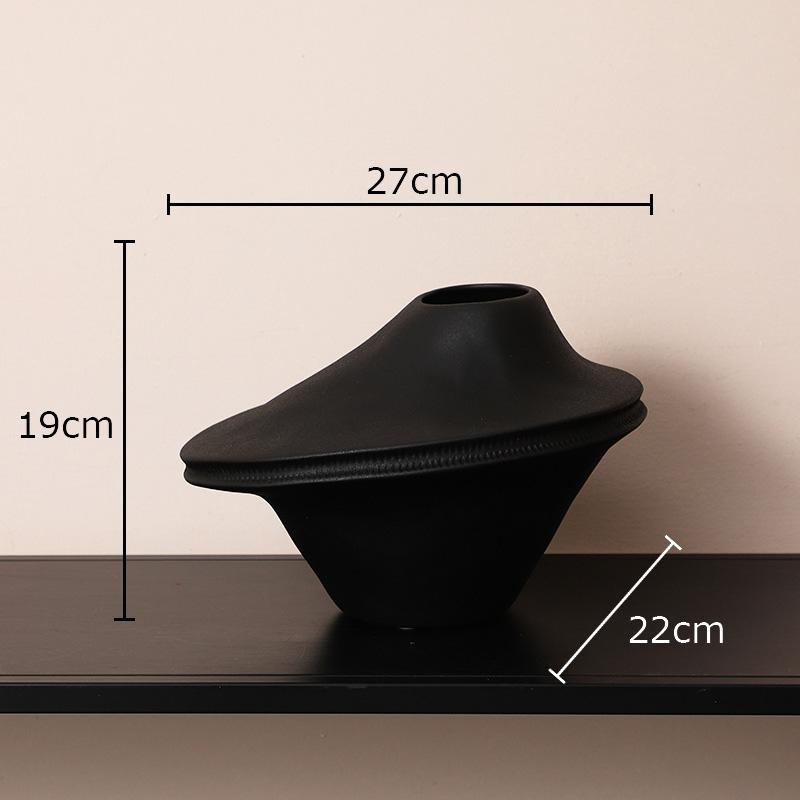 

Creative Slanted Frosted Ceramic Vase Minimalist Flower Pots Desk Decoration Flowers Arrangement Vases Room Aesthetic Decor
