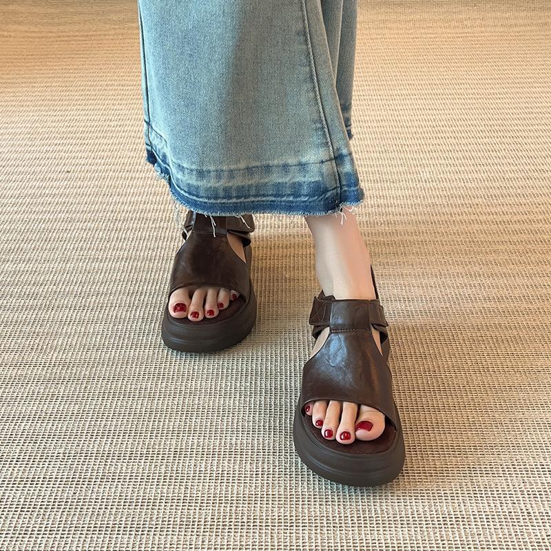 Spot!! Retro casual platform open-toed beautiful sandals women's summer new versatile soft-soled heightening Roman shoes