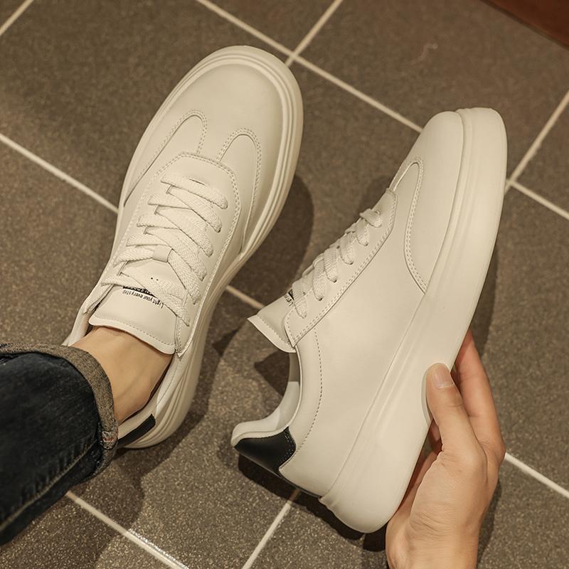 Fashion Outdoor Men Casual Shoes 2025 New Arrival Classic Mens Sneakers Lace-up Walking Shoes Leather Mens Comfortable Driving Flats