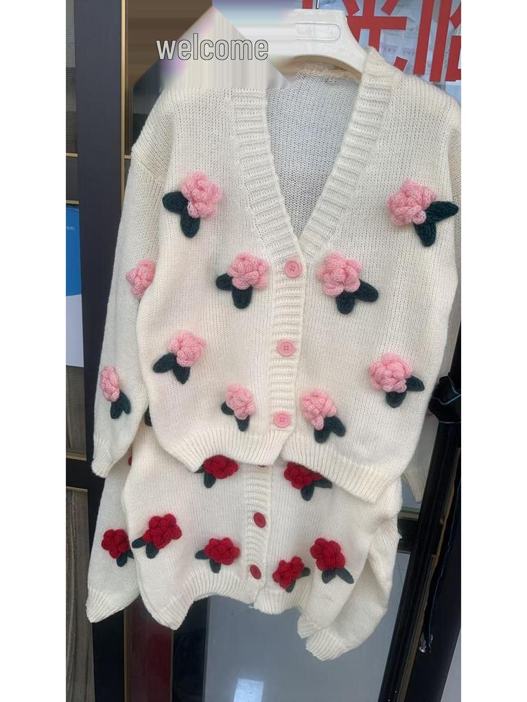 Korean Sweet Style 3D Flower Knit Cardigan - Women’s Soft, Loose, Age-Reducing Autumn/Winter Sweater