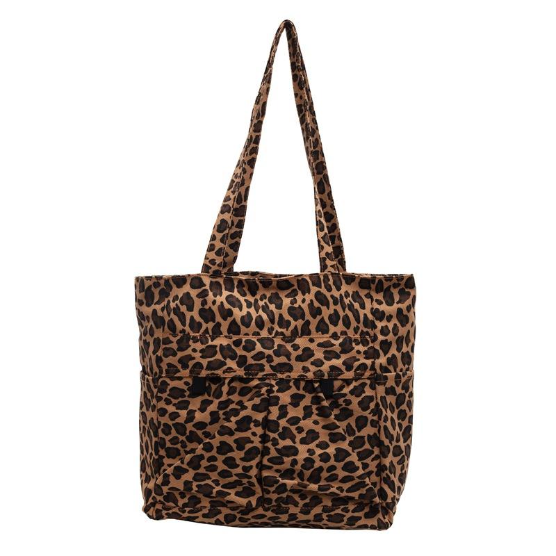Large Capacity Tote Bag Women's Lightweight Leopard Print Shoulder Bag
