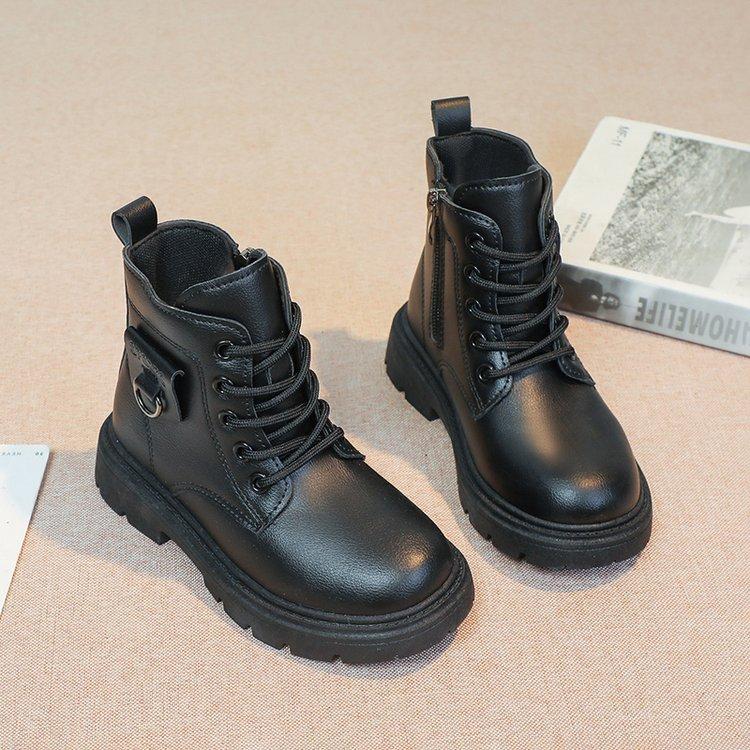 

Ботильоны для девочек, детские модные ботинки с боковой молнией и металлической пряжкой, модные классические детские резиновые сапоги, черные, осень-зима 2024 года 26 чёрный