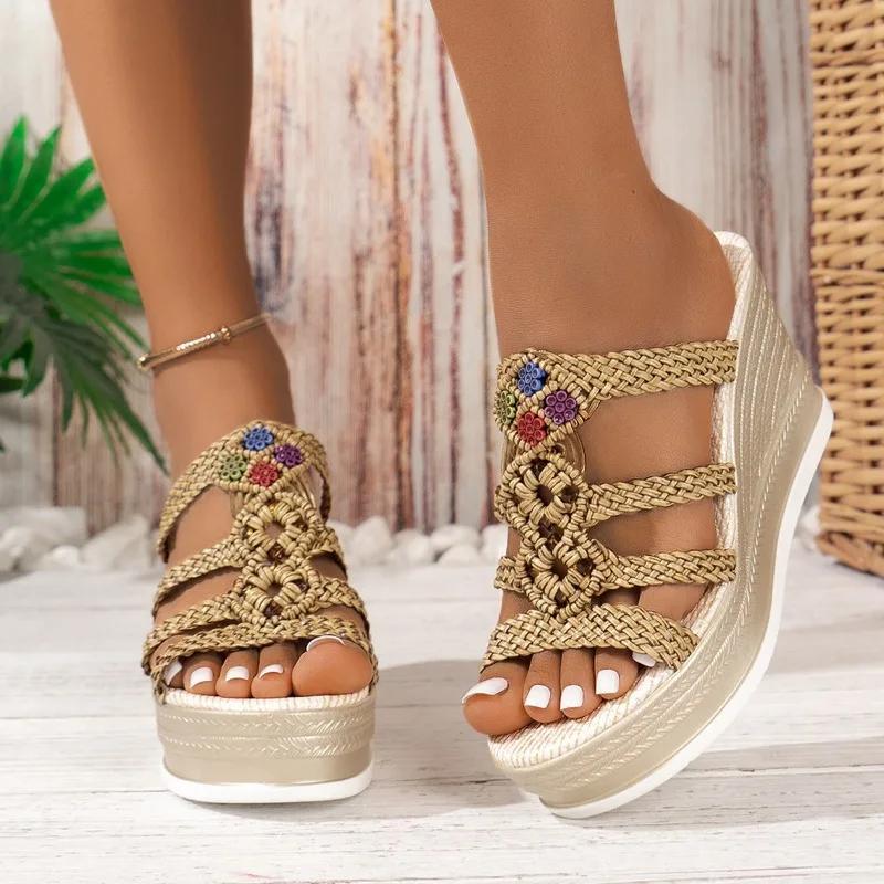 High Quality Women's Shoes Summer New Super High Heel Women's Slippers Fashionable Large Size Wedge Heel Women's Beach Shoes