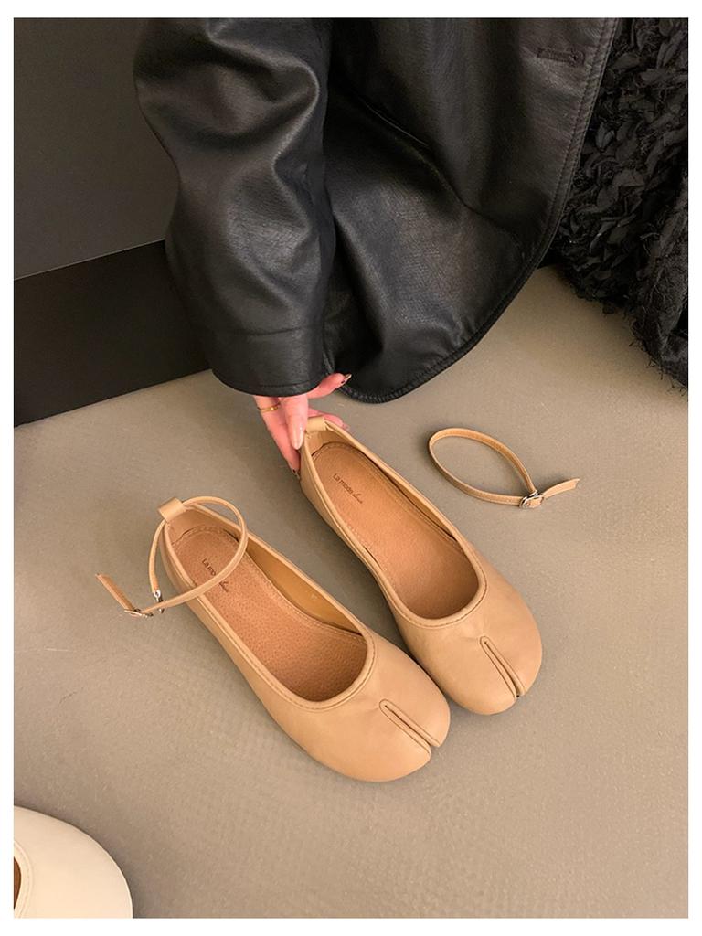2025 New Spring Flats Tabi Ninja Shoes Women Fashion Vintag Split Toe Ballet Comfy Flat Ballerina Soft Casual  Ankle Strap Mujer