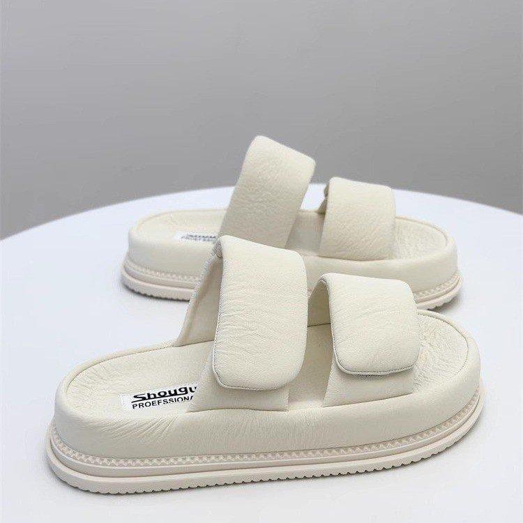 Step on shit feeling Velcro platform bread slippers women's outer wear 2025 summer new fashionable and comfortable casual beach shoes
