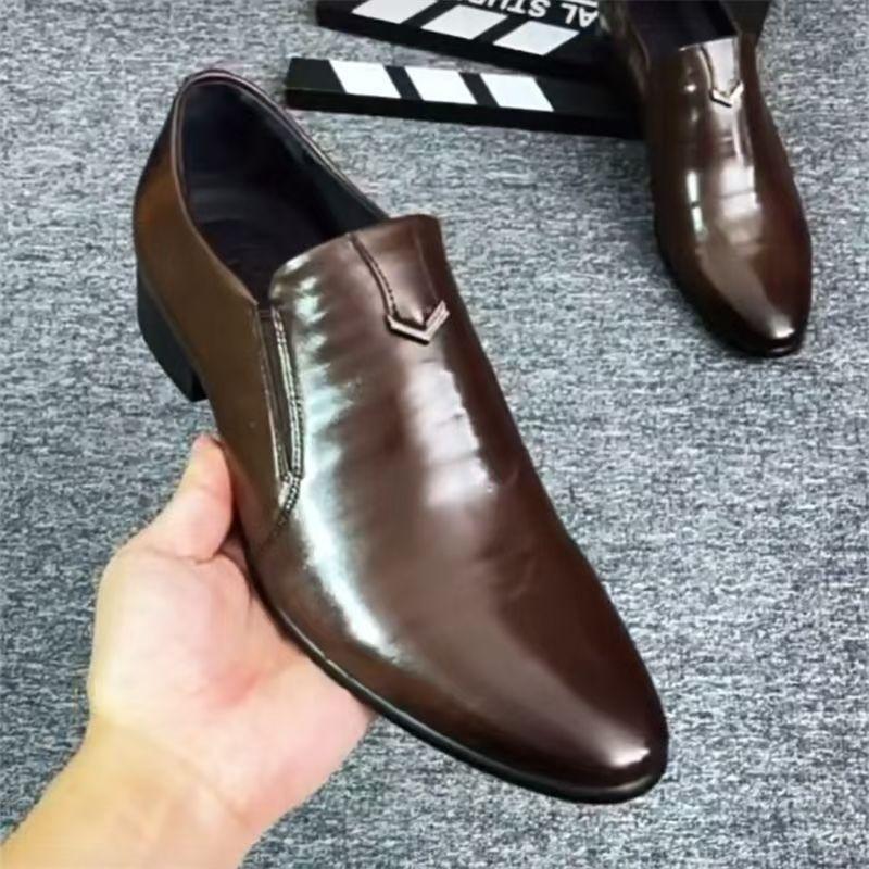 Men's formal pointed leather shoes men's, glossy patent leather foot cover genuine leather men's shoes