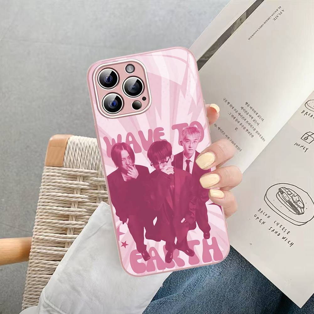 W-Wave To Earth Band Tempered Glass For Iphone 14 13 12 11 Pro Mini XS MAX 14Plus X XS XR Cover