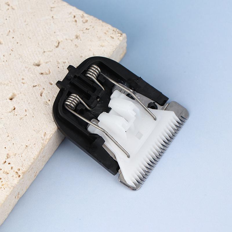 1/2Pcs Replacement Blade For Body Hair Trimmer Clipper Titanium Cutter Knife Head For Body Groin Pubic Hair Trimmer Accessories