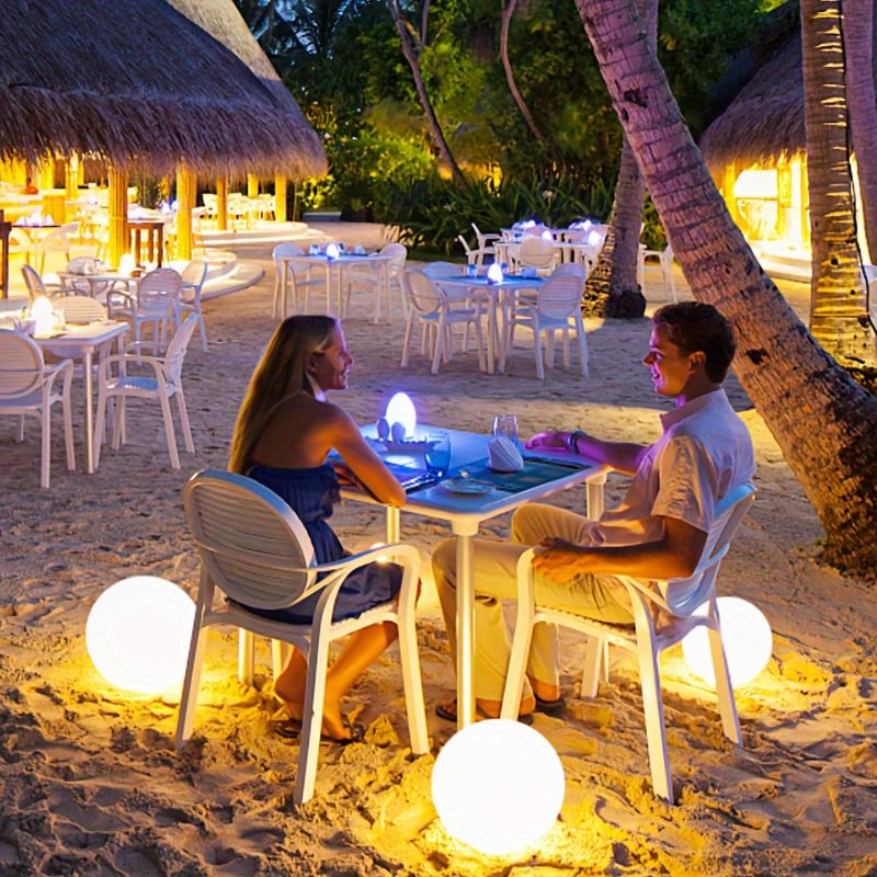 LED-Leucht-Wasserball mit 16 Farben und Fernbedienung – Aufblasbares Poolspielzeug für Partys, Hochzeiten, Geburtstage und Verlobungen, wiederverwendbares Poolspielzeug, Strandspielzeug