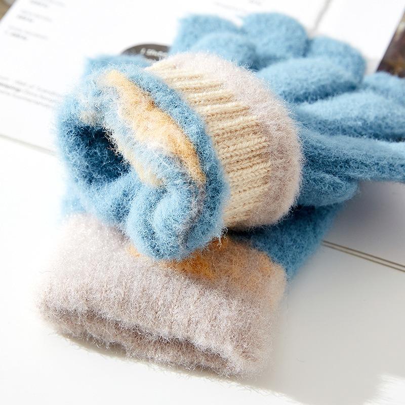 Winter New Children's Winter Warm Gloves Full Finger Letter Jacquard Boy Boy Five Fingers Cute Student Knitting