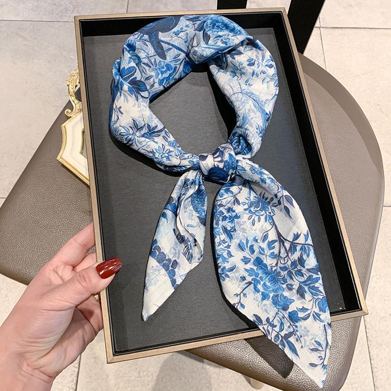 

Japanese & Korean Designer Silk Scarf: Elegant Double-Sided, Unique Colors, High-End Style 70*70 cm