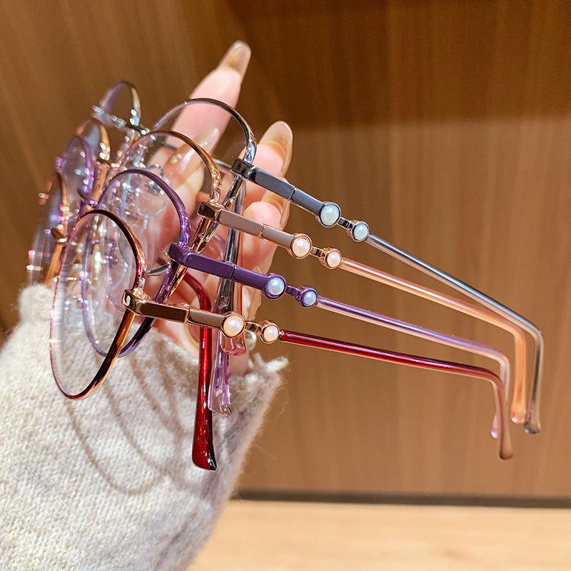 Elegant Ladies Oval Presbyopia Eyeglasses Metal Frame Pearl Hinge Design Anti Blue Light Reading Glasses Lightweight 0 To +4.0
