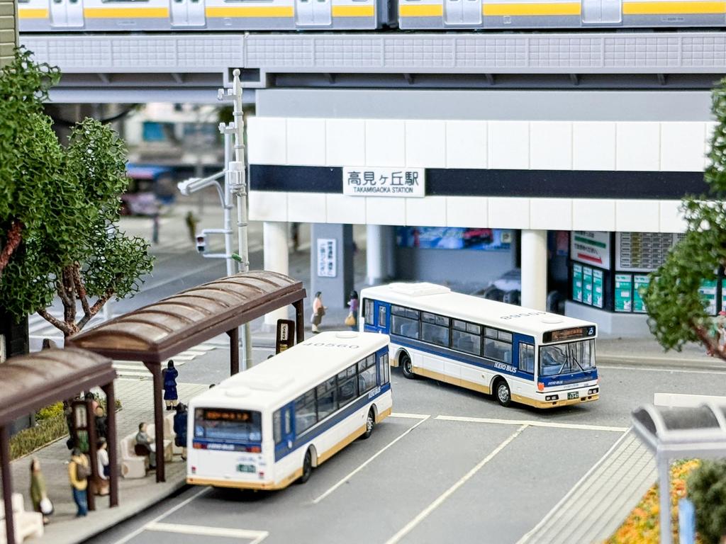 Die Bus-Sammlung Bus-Sammlung Keio Bus Goodbye Nishiko 96MC Langwagen Keio Bus Farbset mit 2 Diorama-Zubehör Mittelgroß