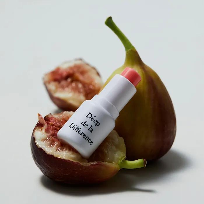 Lip Balm Stick Levres 4g Choose 1 (2 colors)