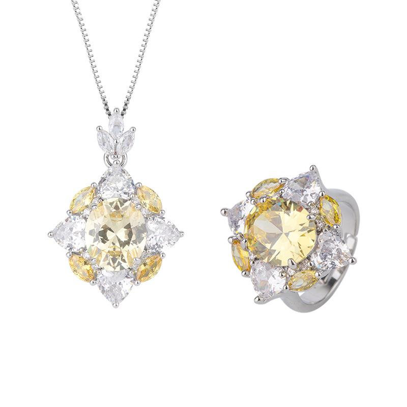 Merry Line Retro Simulation Yellow Diamond Pendant Necklace Ring Creative Women'S Model