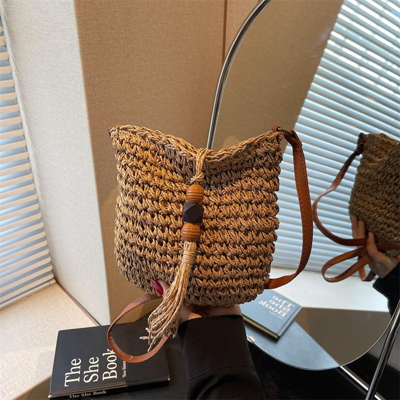 

Летняя приморская пляжная соломенная сумка женская 2025 новая универсальная сумка-мессенджер сумка-ведро сумка для мобильного телефона коричневый